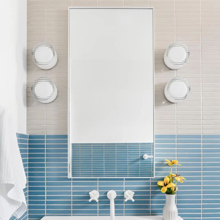 CD13 - Glass Sconce
