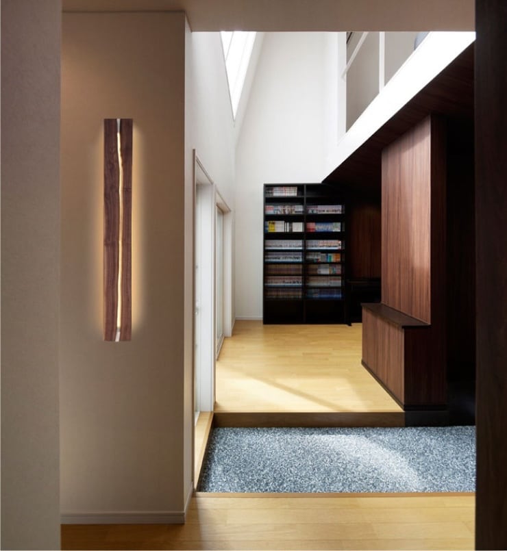 H46 | H93 Wooden Crevice Wall Light