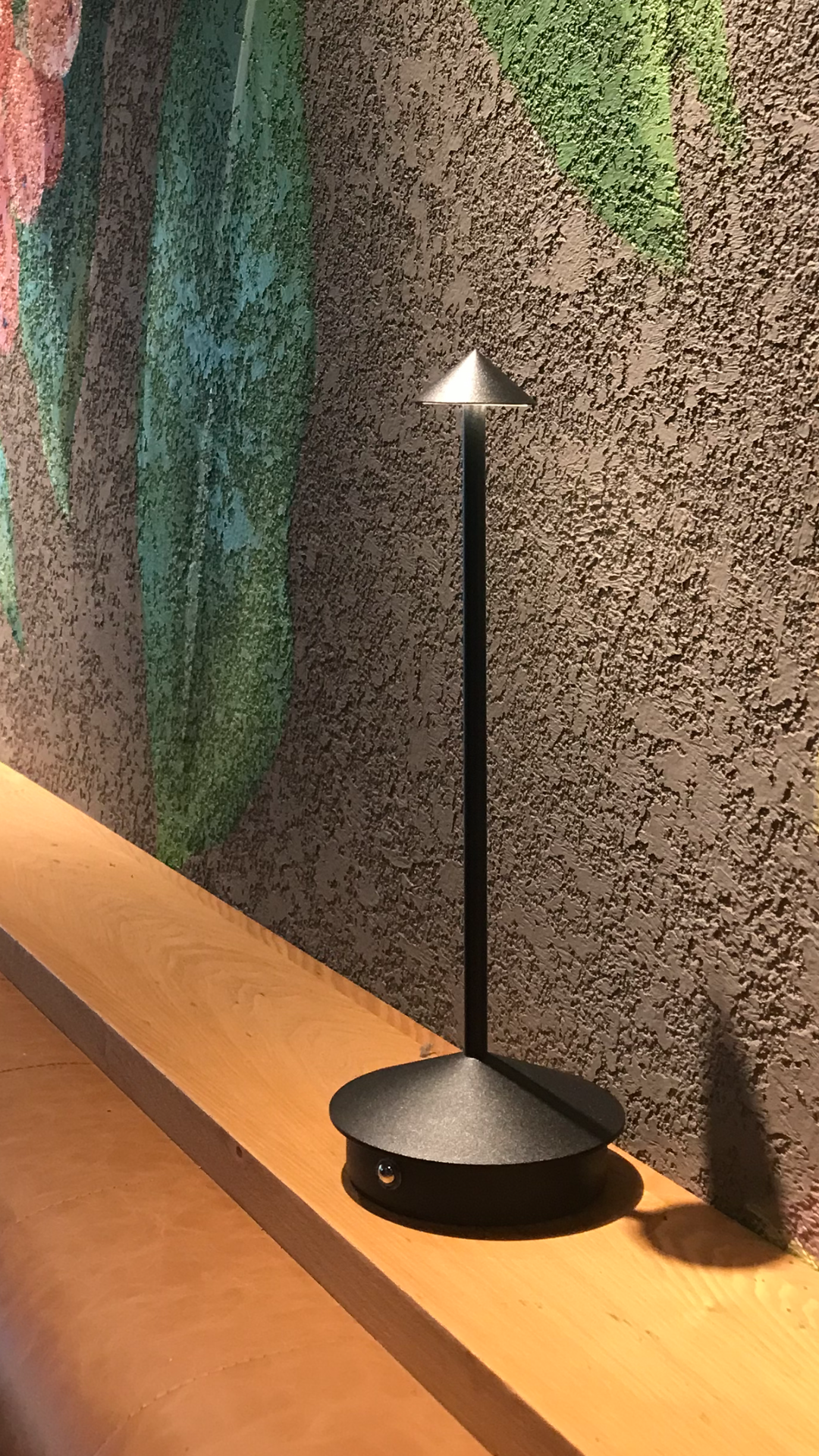 LD PIUS Rechargeable LED Table Lamp