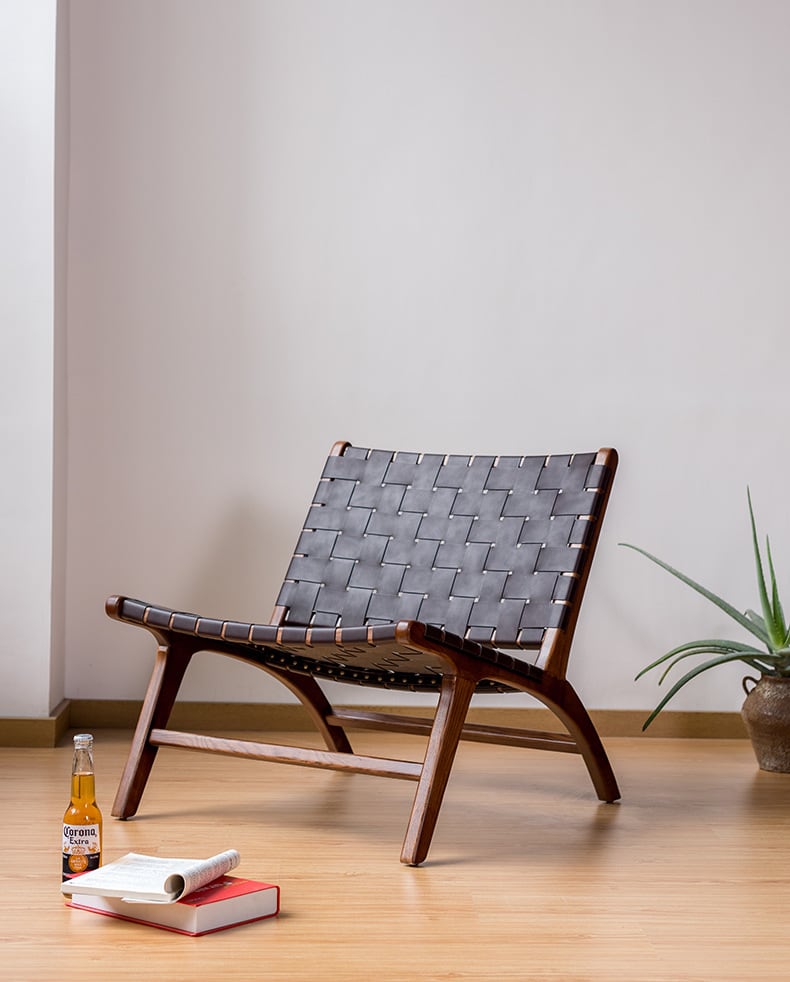 Tomomi- Solid Ash Wood & Leather Armchair ｜ Reading Chair