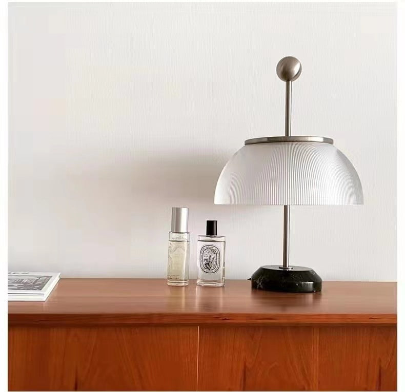 Hada - Bauhaus Glass Table Lamp